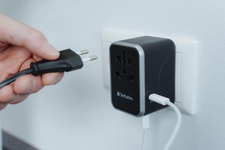 Productafbeelding Verbatim Universele Reisadapter