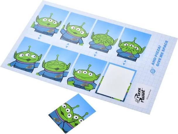 Produktbild Disney Little Green Men/Alien Fotoaufkleber