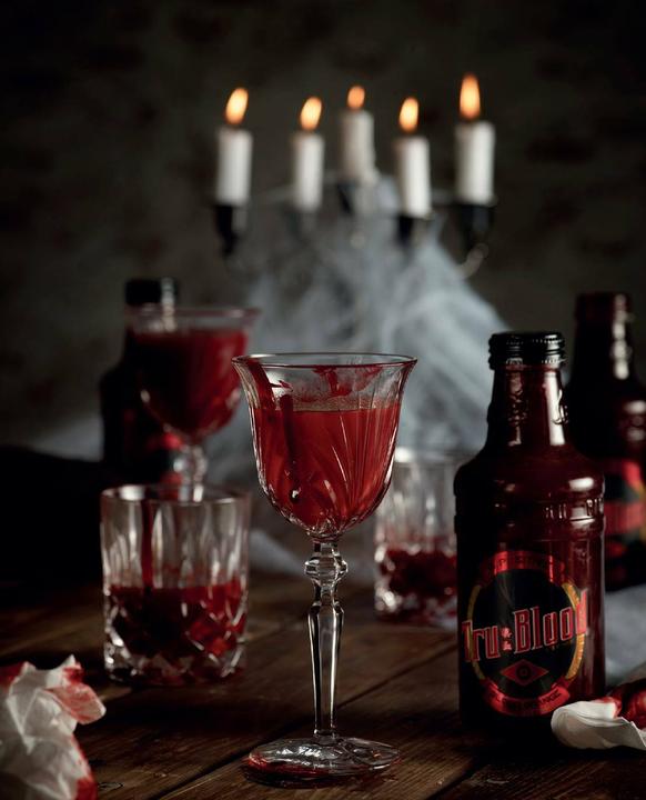 Image du produit Panini HOLLYFOOD: 75 Rezepte für Filmfans, Serienjunkies, Geeks und Nerds (Allemand, Tom Grimm, 2019)