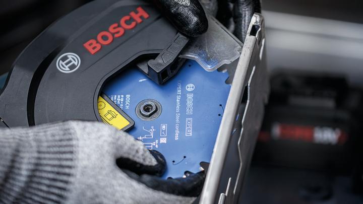 Actual product image Bosch Professional Zubehör 2608902219 EXPERT cirkelzaagblad - 165 x 20 x 48T - RVS