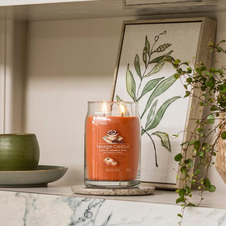 Actual product image Yankee Candle Pumpkin Cinnamon Swirl (567 g)