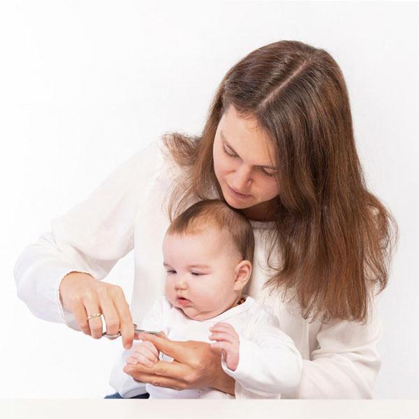 Produktbild Canal instrumente Babyschere gebogen