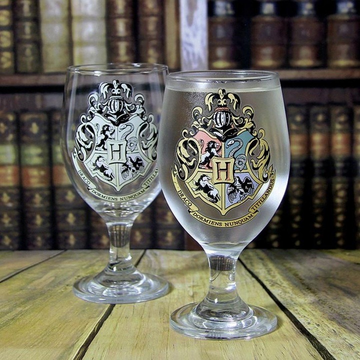 Actual product image Paladone Products Harry Potter Hogwarts color changing glass (0.40 l, 1 x)