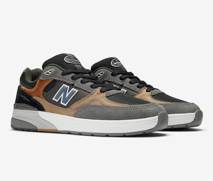 Image du produit New Balance NM933MLT (44)