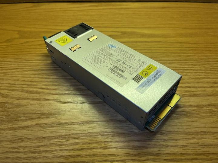 Produktbild Intel AXX1300TCRPS, power supply module, AC CRPS (1300 W)