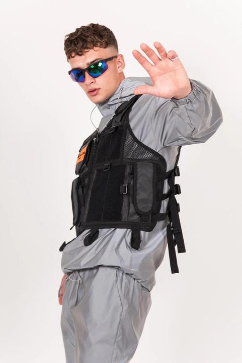 Actual product image Sixth June Propaganda (One size)