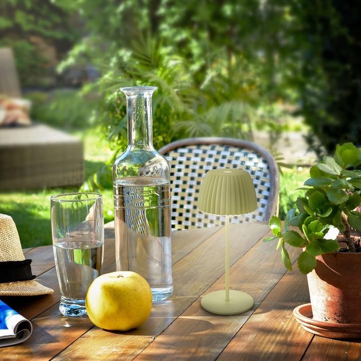 Image du produit Briloner Brilo unplugged RIFFLE Akku Mini Tischleuchte mit Lichtkante - Pastellgrün (150 lm)