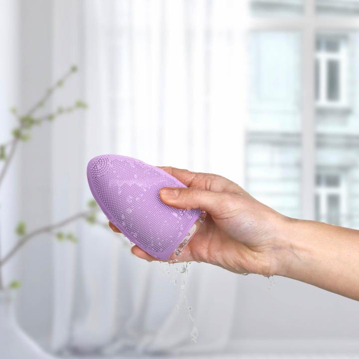 Actual product image Silk'n Bright Facial Brush - Purple FB1PE1U001