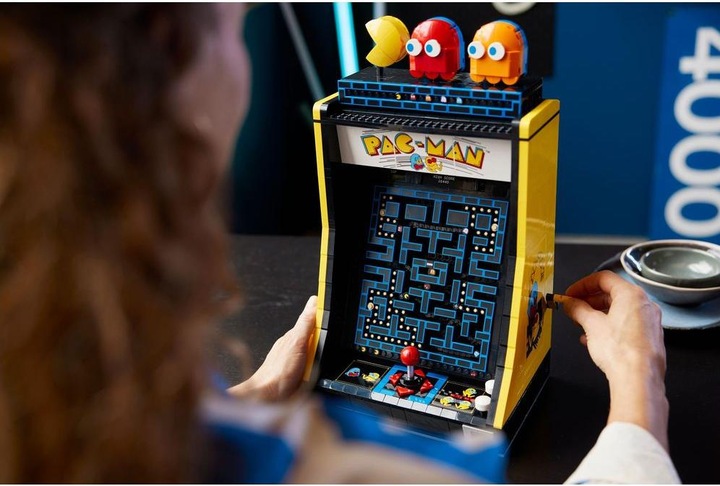 Actual product image LEGO PAC-MAN Arcade 10323 (10323, LEGO Icons, LEGO Rare Sets)