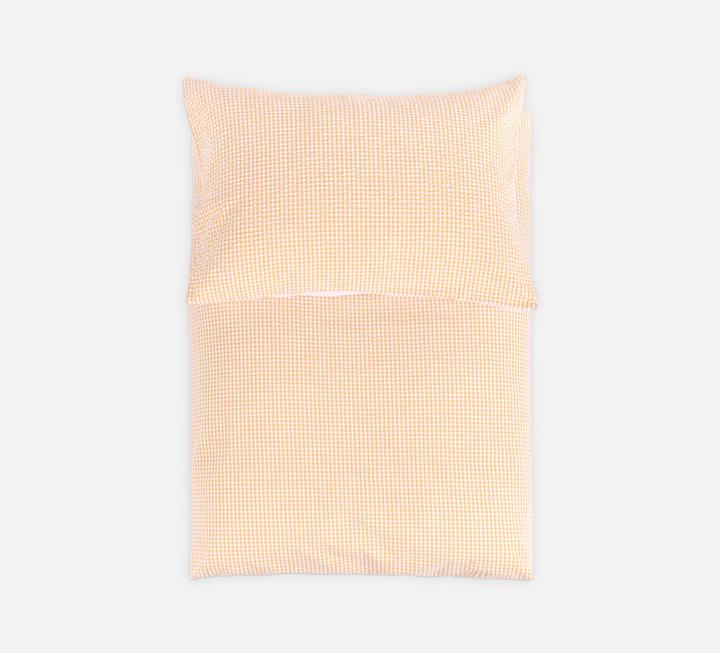 Apricot, Pink