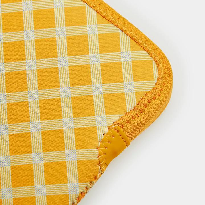 Immagine prodotto Trunk Custodia per MacBook Pro e Air da 13", Tartan giallo curry (13", Apple)