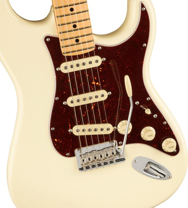 Actual product image Fender American Professional II Stratocaster Olympic White MN elektrische gitaar met koffer (Classical guitar)