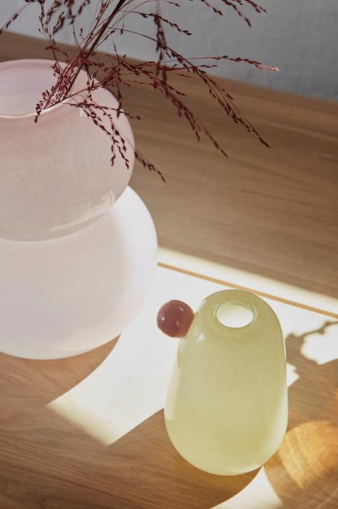 Produktbild OYOY Living Vase Lasi gross 30 cm, Hellrosa (1 x, 32.5 x 26.5 x 26.5 cm, 22.82 l)