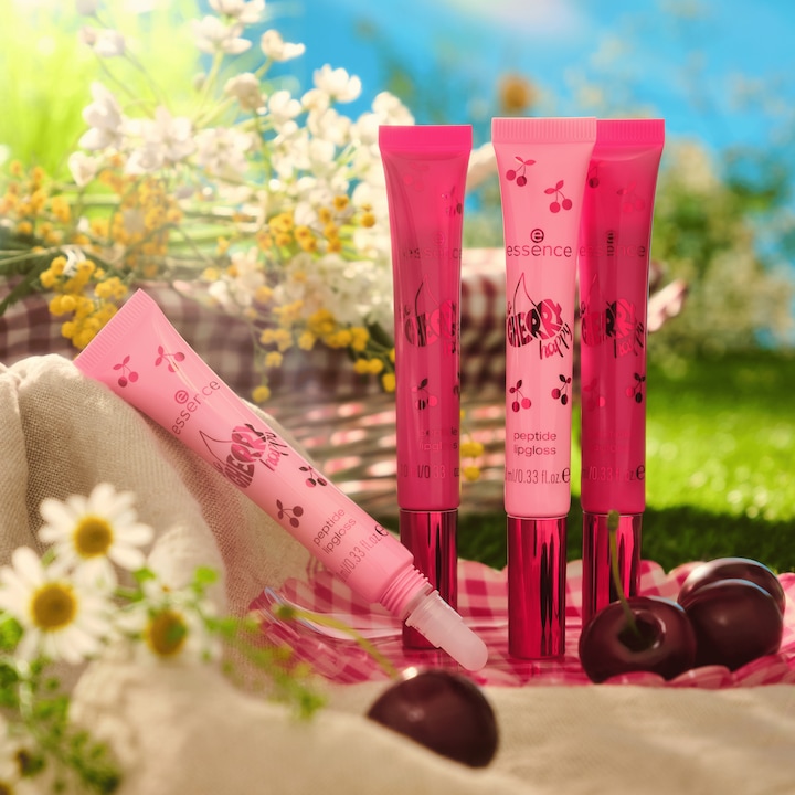 Image du produit essence SO CHERRY happy peptide gloss (10)