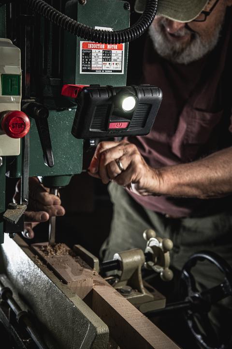 Image du produit Coast Lampe de travail à LED PM210 (530 lumens) (530 lm)