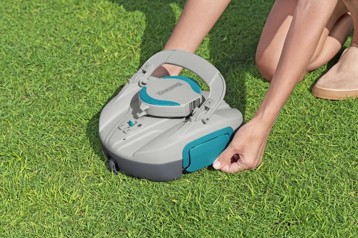 Actual product image Bestway AquaTronix G100 Robotic Pool Vacuum
