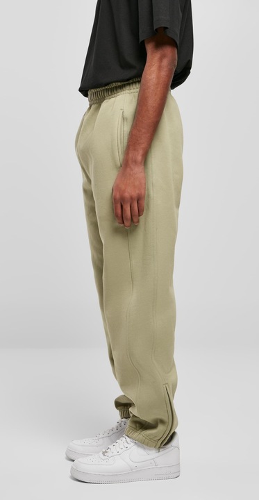 Actual product image Urban Classics Sweatpants - 3978 (M)