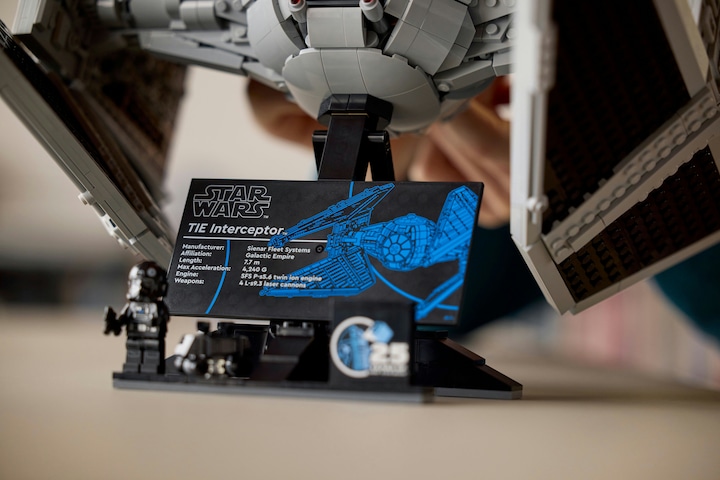 Produktbild LEGO TIE-Abfangjäger (75382, LEGO Star Wars)