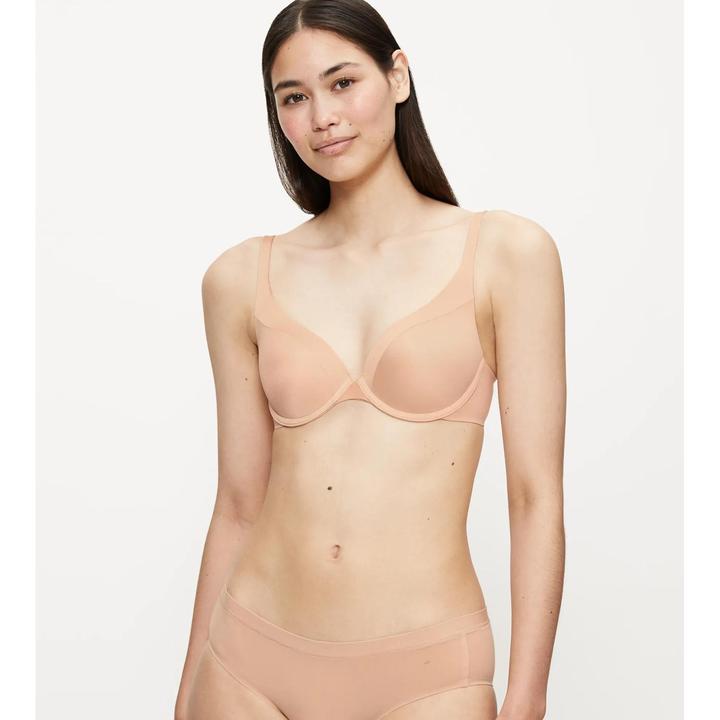 Actual product image Triumph Body Make-up Soft Touch underwired bra (Single pack, 75 B)