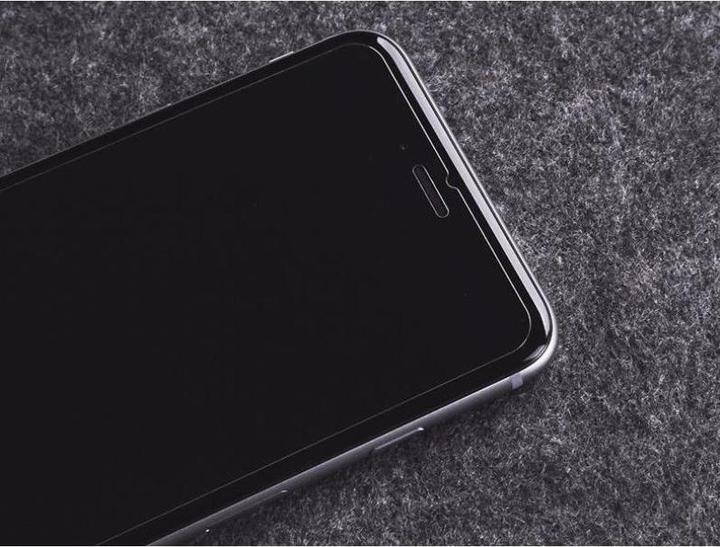 Actual product image Hurtel Tempered Glass 9H Screen Protector for Nokia 6.1 Plus / Nokia X6 2018 (packaging – envelope) (1 pcs., Nokia 6.1 Plus, Nokia X6)