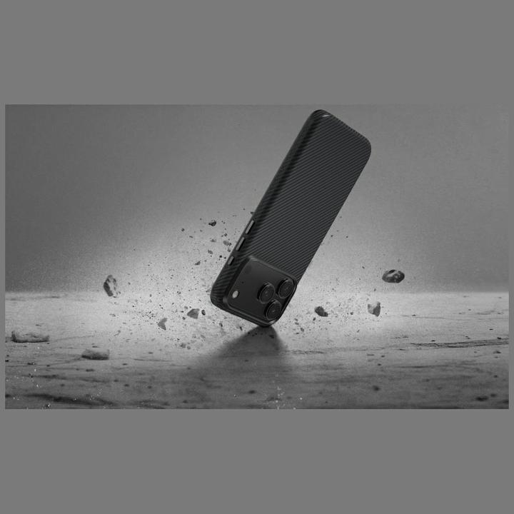 Actual product image Pitaka ProGuard (Apple iPhone 17 Pro Max)
