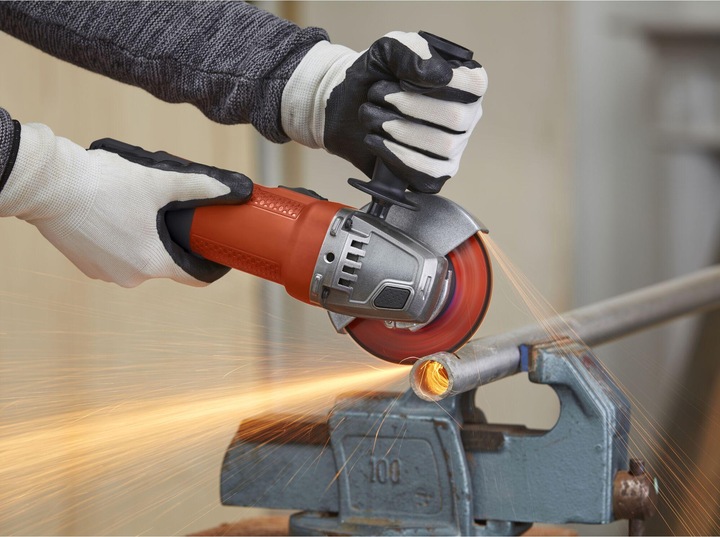 Produktbild Black & Decker Winkelschleifer BEG110 mit Zusatzhandgriff (115 mm)