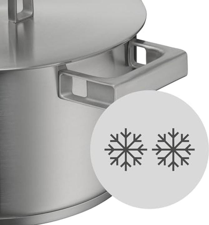 Image du produit WMF Ultimate Cool+ Casserole avec couvercle, 24 cm (24 cm, Casserole, Acier inoxydable)