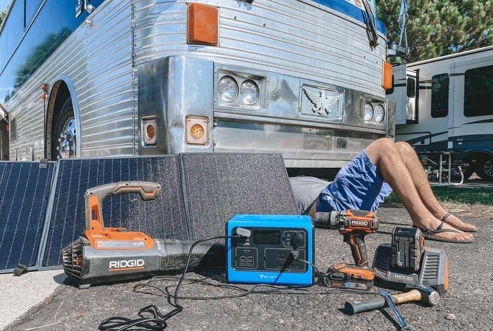 Image du produit Bluetti PV200 (200 W, 7.30 kg)