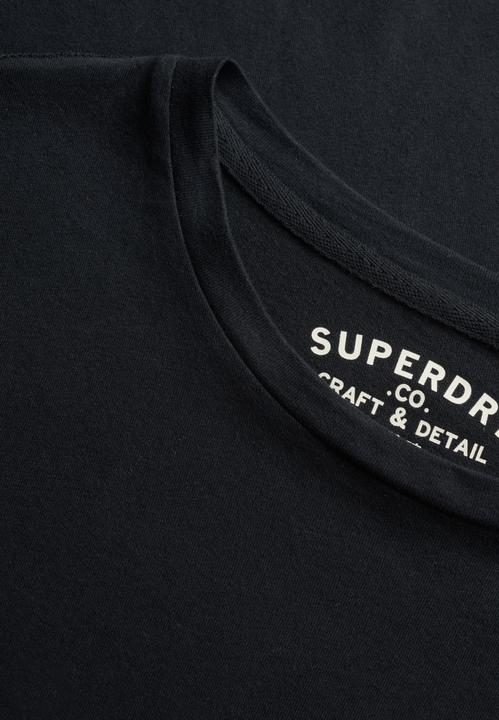 Actual product image Superdry Classic Essential T-Shirt (L)