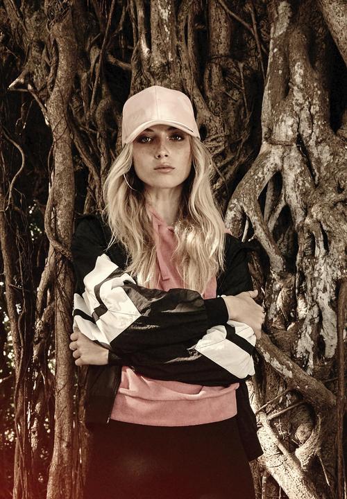 Produktbild Urban Classics Ladies Crinkle Batwing Jacket (S)