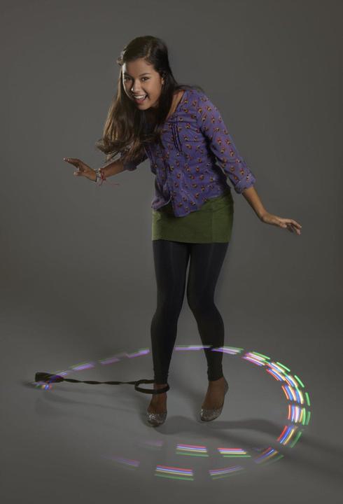 Produktbild Hasbro Twister Rave Skip-It (Deutsch)