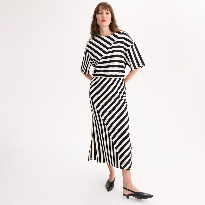 Produktbild Anne Weyburn Gerades (L)