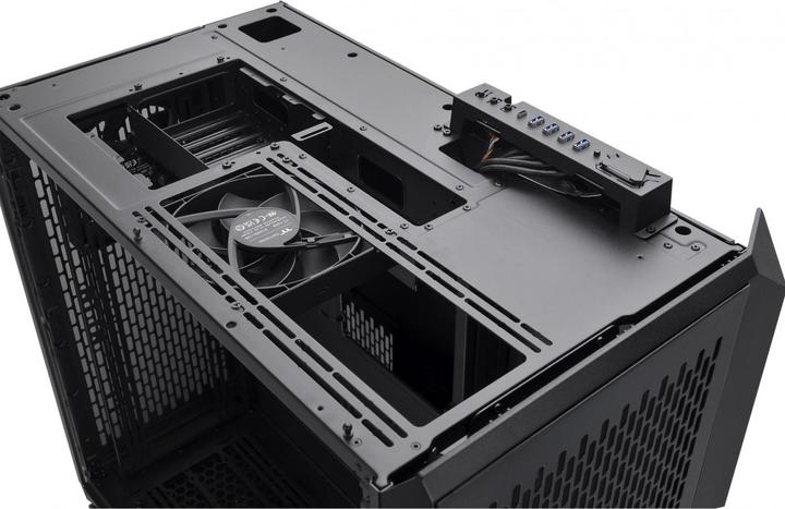 Actual product image Thermaltake CTE C750 Air (ATX, mATX, Mini-ITX)