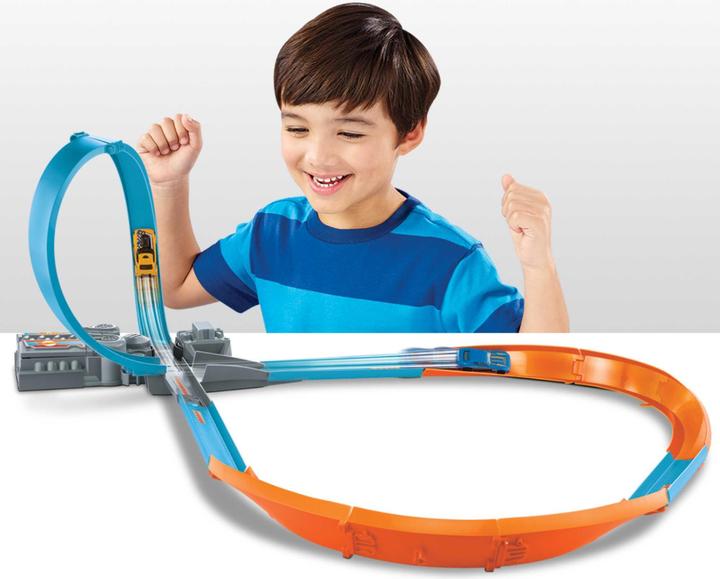 Produktbild Hot Wheels Action Figur 8 Raceway