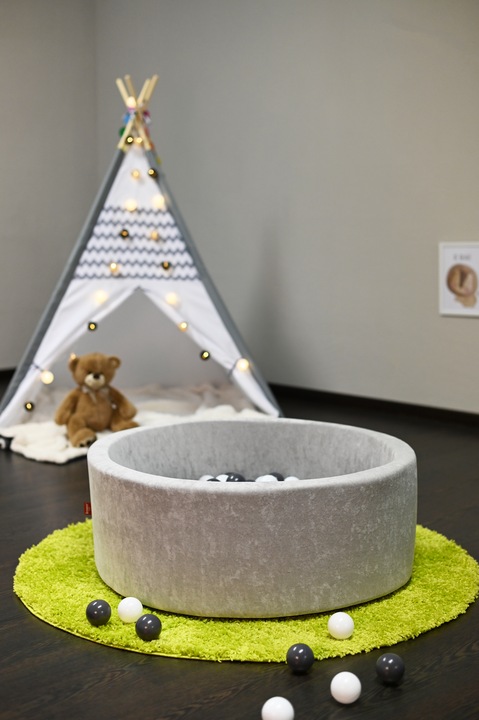 Produktbild Knorrtoys Bällebad soft - "Grey" - 300 balls grey/creme (ca. 6cm Durchmesser)