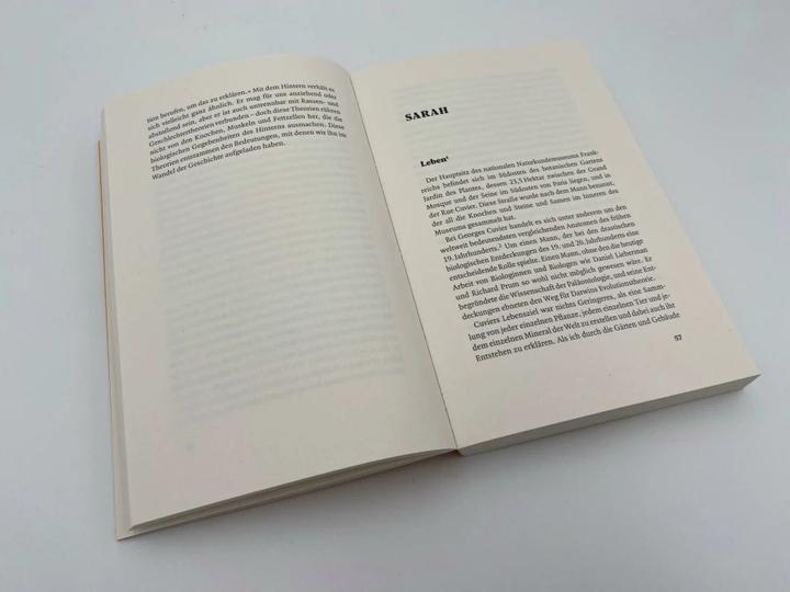 Actual product image Vom Hintern (German, Heather Radke, Viola Krauss, 2023)