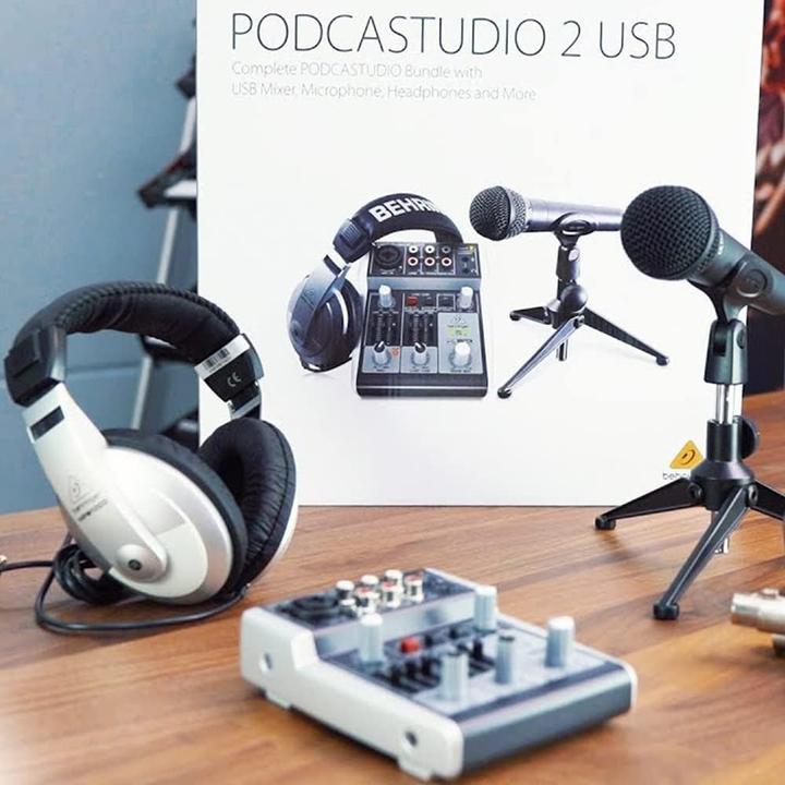 Produktbild Behringer PODCASTUDIO 2 USB Für den USB-Podcast