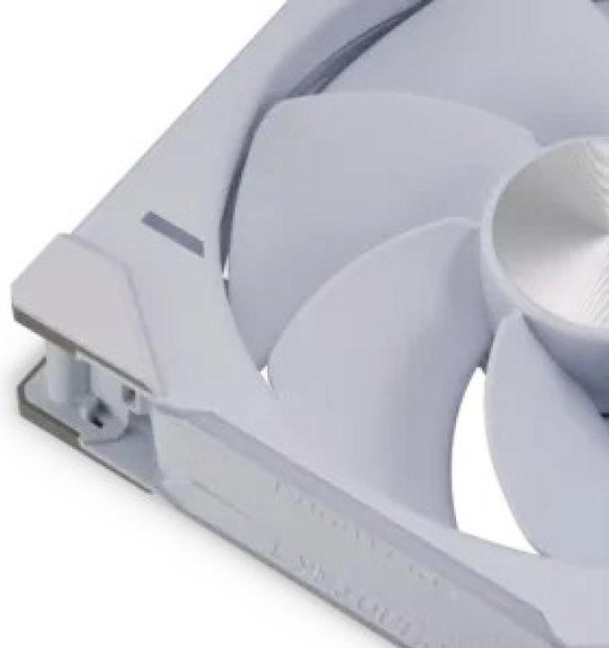 Actual product image Phanteks D30 PWM Reverse Airflow (140 mm, 3x)