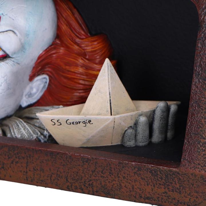 Produktbild Nemesis Now Es Figur Pennywise Drain 8 cm