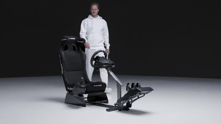 Actual product image Playseat Evolution PRO ActiFit