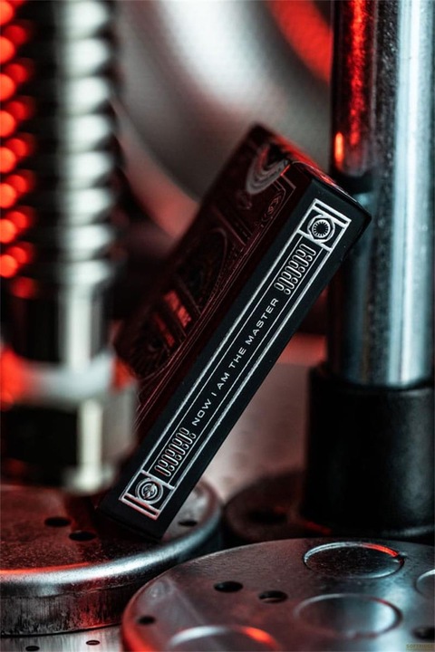 Actual product image Bicycle Star Wars Spielkarten Silver Edition Dark Side (English)