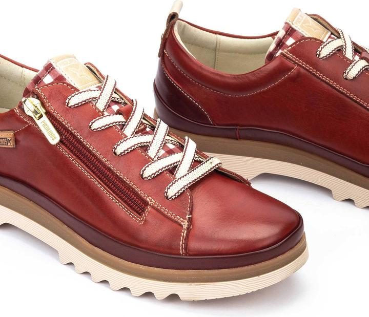 Actual product image Pikolinos Vigo (37)