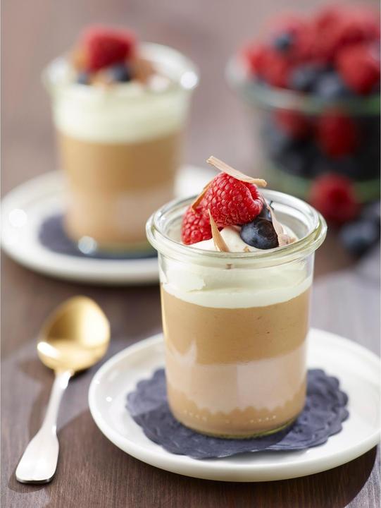 Productafbeelding Duni 250 CELLT.ONDERZETTER. 8LG 7,5CM CRÈME (1 x)