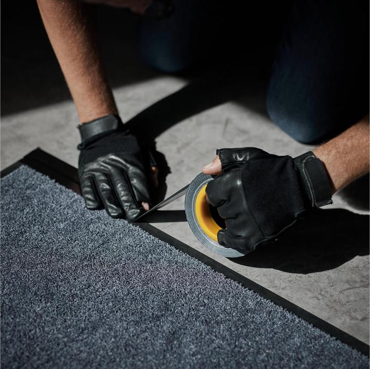 Actual product image Defender EXA-TAPE-VALUE B 50 - Fabric tape, black, glossy, 50 mm x 50 m (50 mm)