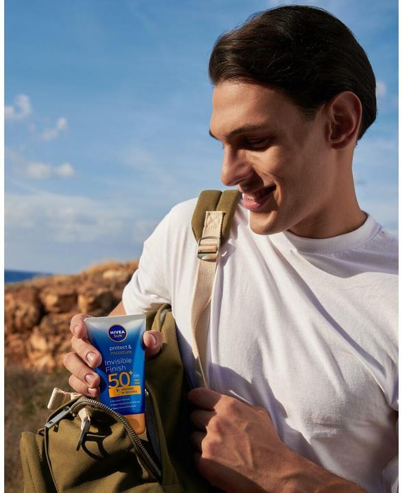 Produktbild NIVEA Protect & Moisture Invisible Finish LSF 50+ (SPF 50+, 150 ml)