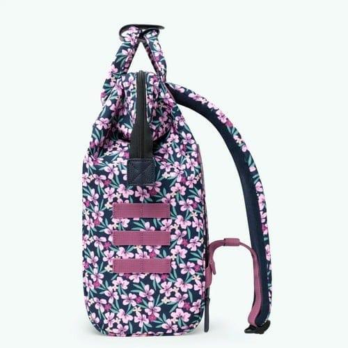 Actual product image Cabaia Rucksack Adventurer Iridescent (18 l)
