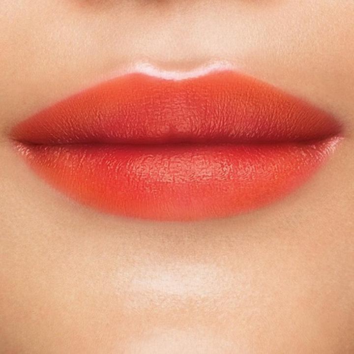 Actual product image Revlon Kiss Cushion Lip Tint (250 High End Coral)