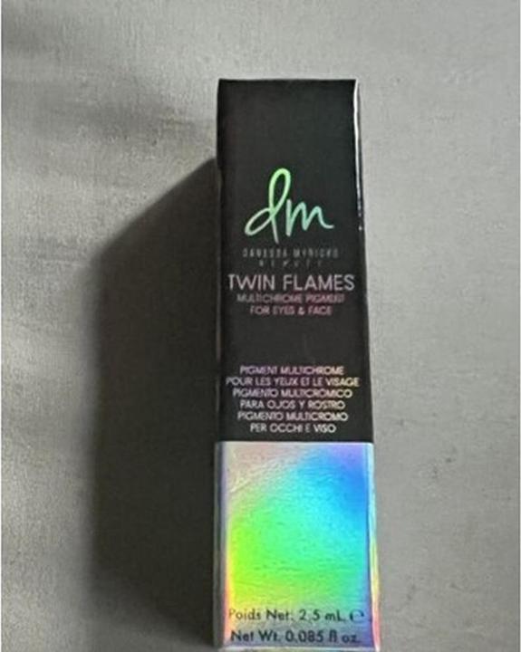Actual product image Danessa Myricks Beauty Twin Flames Multichrome 'Adore U' Liquid Eye Shadow