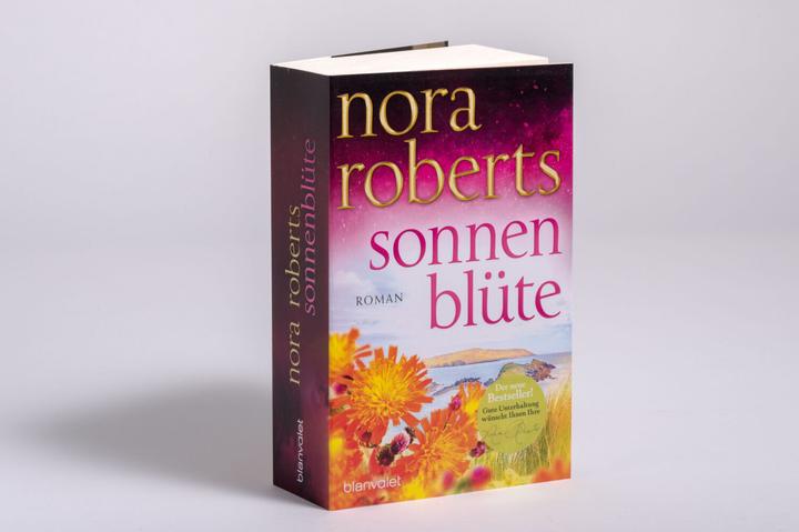 Actual product image Sonnenblüte (German, Nora Roberts, Uta Hege, 2023)