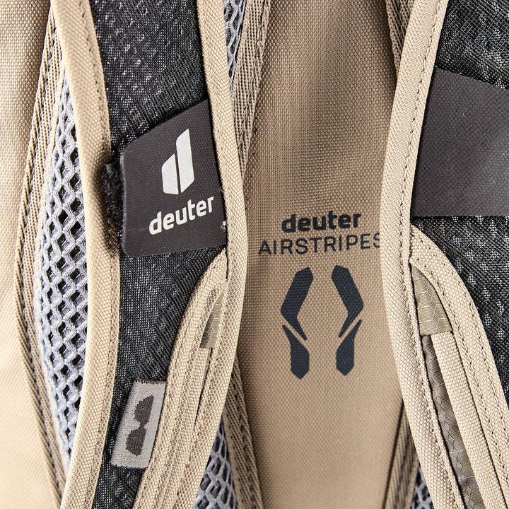 Actual product image Deuter Race 16 (16 l)